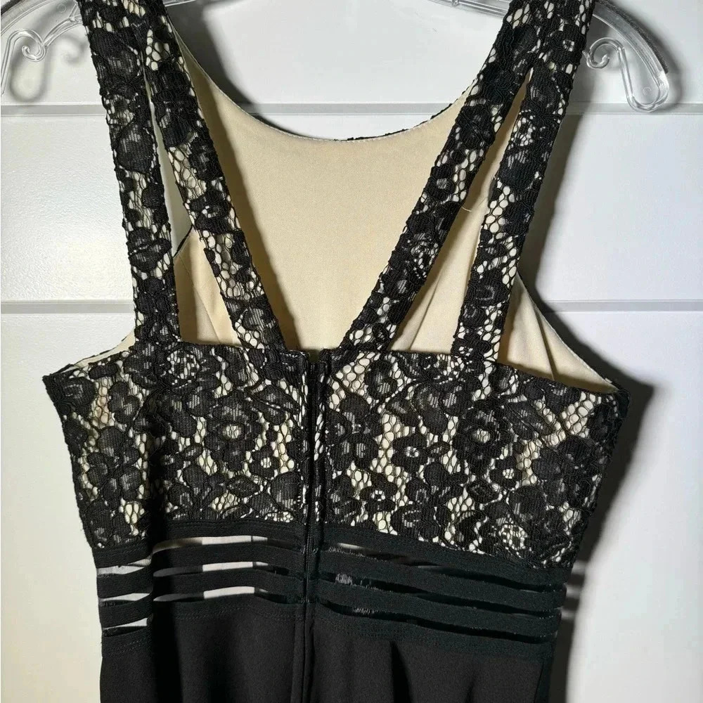 Speechless Black Lace Overlay Cutout Detail Fit Flare Dress Size 9 - Picture 11 of 13